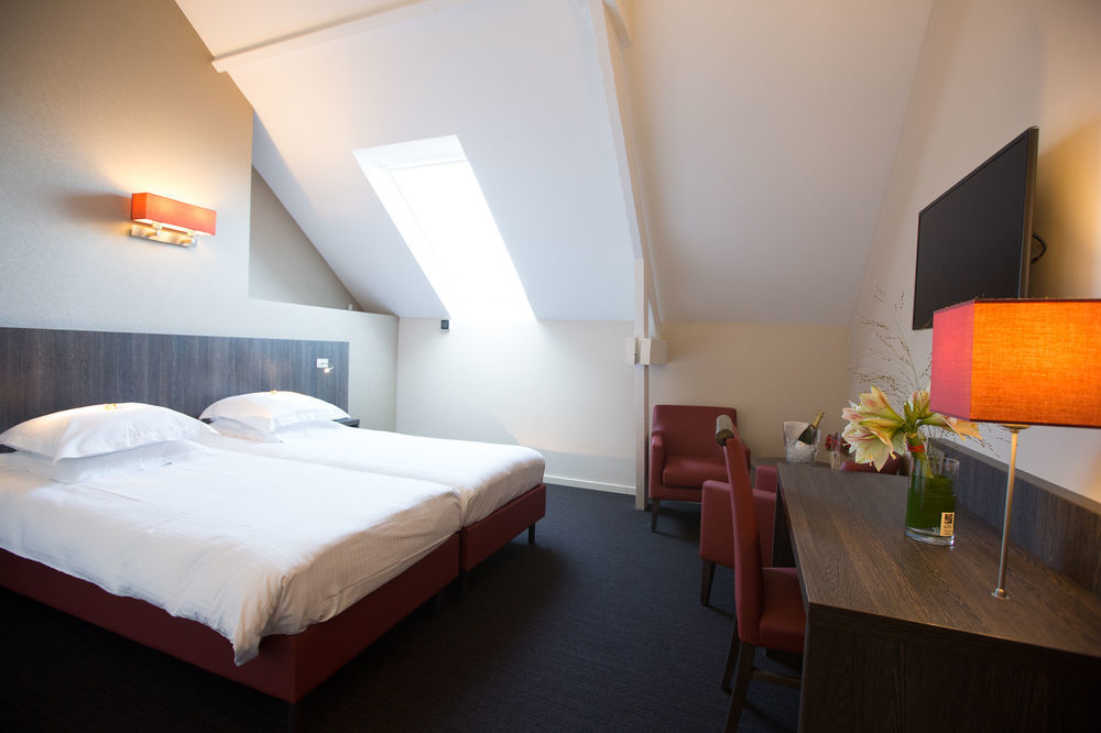 Albion Hotel Іпр Екстер'єр фото